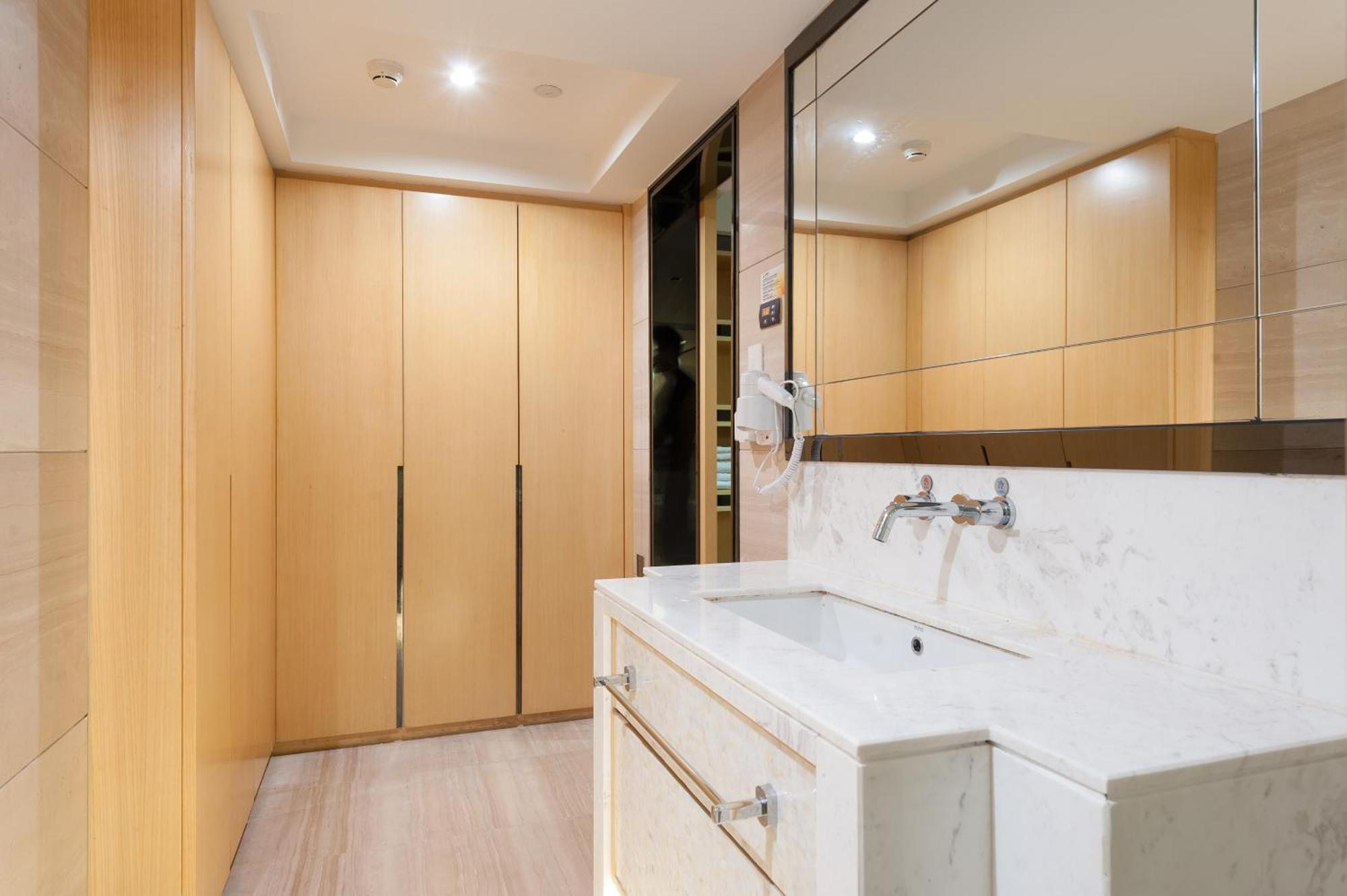 Qingman Apartment Guangzhou Zhujiang New Town East Railway Station Branch Esterno foto